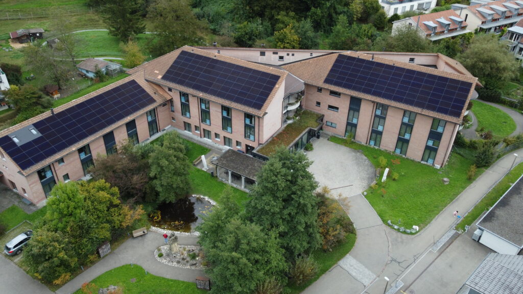 Mehrfamilienhaus